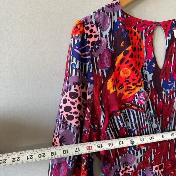 Free People Aubrey Romper Long Sleeve Jumpsuit Plunging Neckline Size 2 - Picture 7 of 8